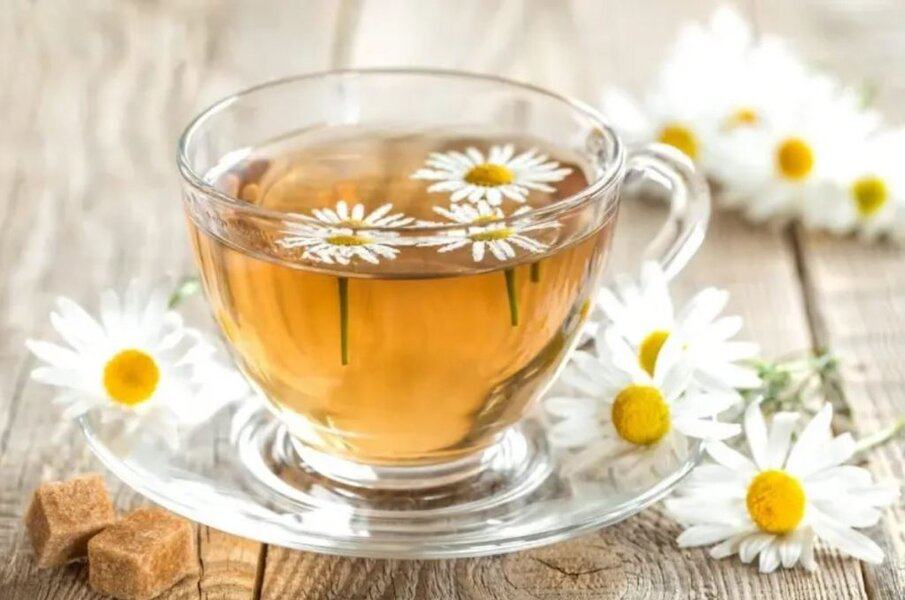 caj od kamilice odlican je za ublazavanje nadutosti i grceva