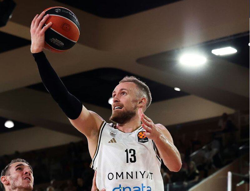 dzanan musa se nakon duze vremena veceras vraca na parket i nakon povrede ponovo ce zaigrati zaekuiupu dubaia