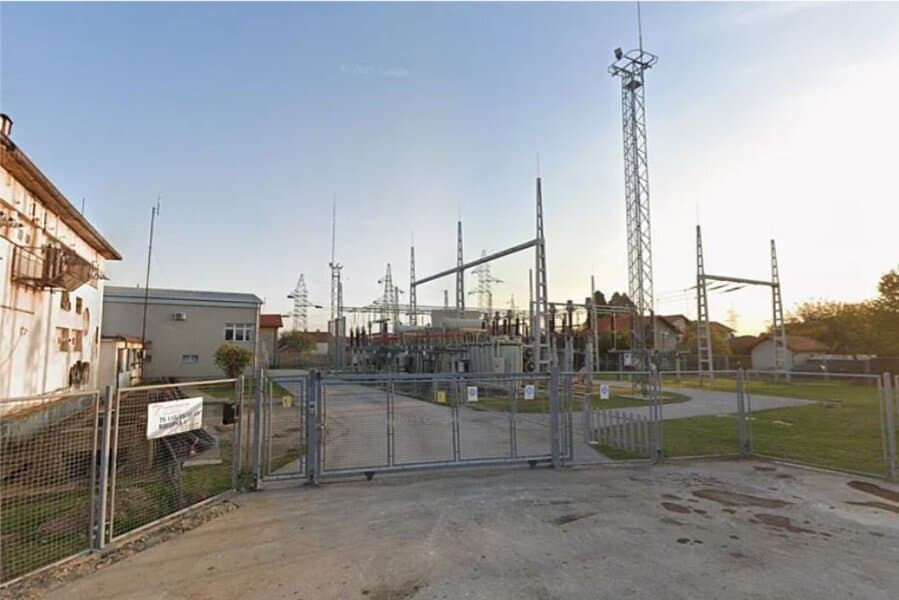 radnik obezbjedjenja u firmi elektroprenos bih u bijeljini fizicki napao ekuipiu bn televizije kamermanu zadao udarac u glavu