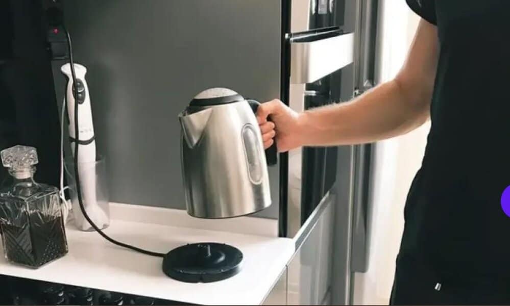 trikovi za uklanjanje kamenca iz kuhala za vodu