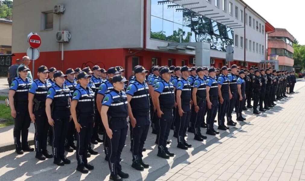 vlada tk je prema skupstini tk uputila prijedlog izmjene zakona o policijskim sluzbenicima