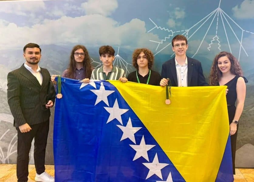 mladi fizicari iz bih ostvarili veliki uspjeh na medjunarodnoj olimpijadi u kolumbiji