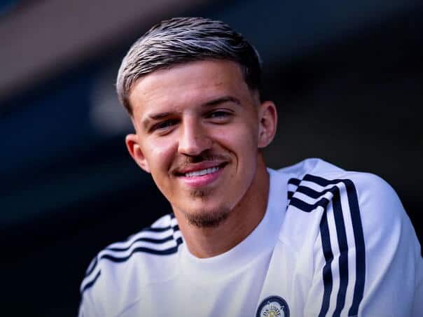 leeds united je zvanicno objavio da je tarik muharemovic njihov novi fudbaler