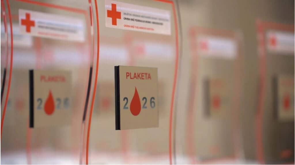 dodjeljena priznanja najaktivnijim darivaocima krvi u tk
