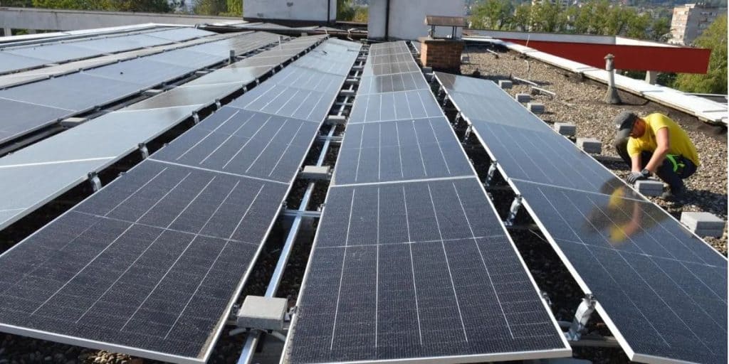 ukc tuzla ulzae velika sredstva za izgradnju solarnih elektrana cilj im postati prvi zeleni klinicki centar u regiji