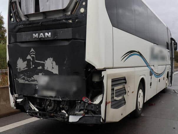 na autoputu u njemackoj sudarila se dva turisicka auobusa iz bih