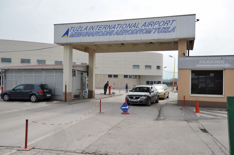 Aerodrom Tuzla nizozemsku i tursku sa tuzlanskog aerodroma