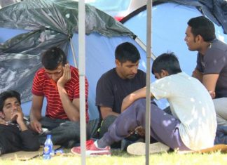 migranti prebacivanje kamp