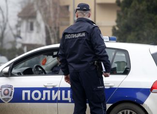 policija srbija tragedija sombor ubio zenu i kcerku izvrsio samoubistvo