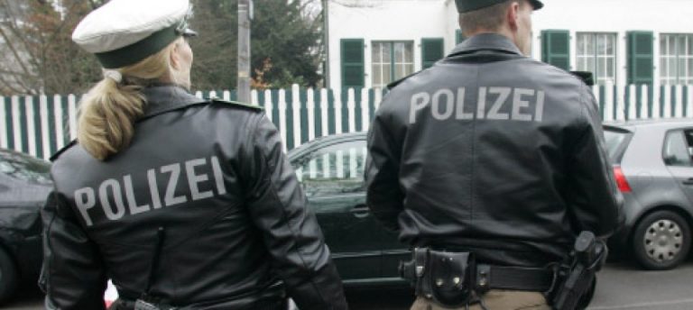 Policija, njemacka, ilustracijadjecaka bacio sa mosta njemacka policija pokrenula istragu