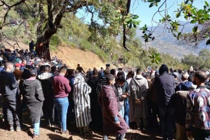 dzenaza stotine ljudi djecak rayan preminuo pad u bunar maroko