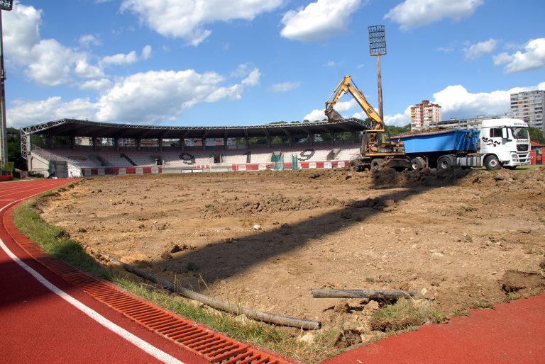 rekonstrukcija glavni teren stadion tusanj tuzla