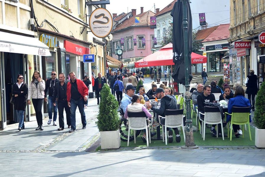 suncano i toplo vrijeme bih visoke tempereture iznad prosjeka za ovo doba godine