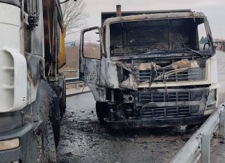 zapaljeno nekoliko kamiona uklanjanje barikada srbi sjever kosova