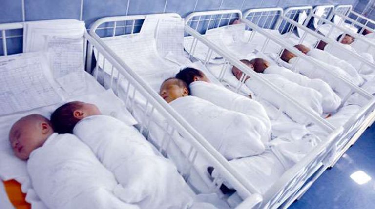 rodjenje djece u Tuzli