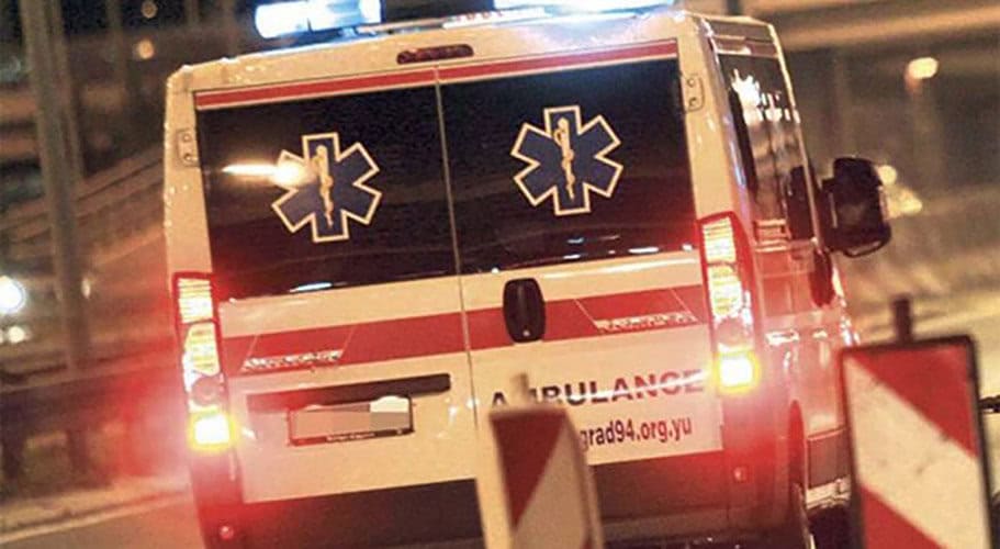 Užas: Mašina otkinula ruku mladiću, bore mu se za život!
