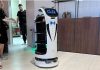 prvi roboti konobari inteligencija stigli i rade u derventi