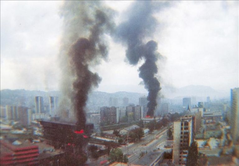 najcrnji rekord u istoriji glavnog grada bih na danasnji dan prije 30 godina ispaljeno 3.777 granata na sarajevo