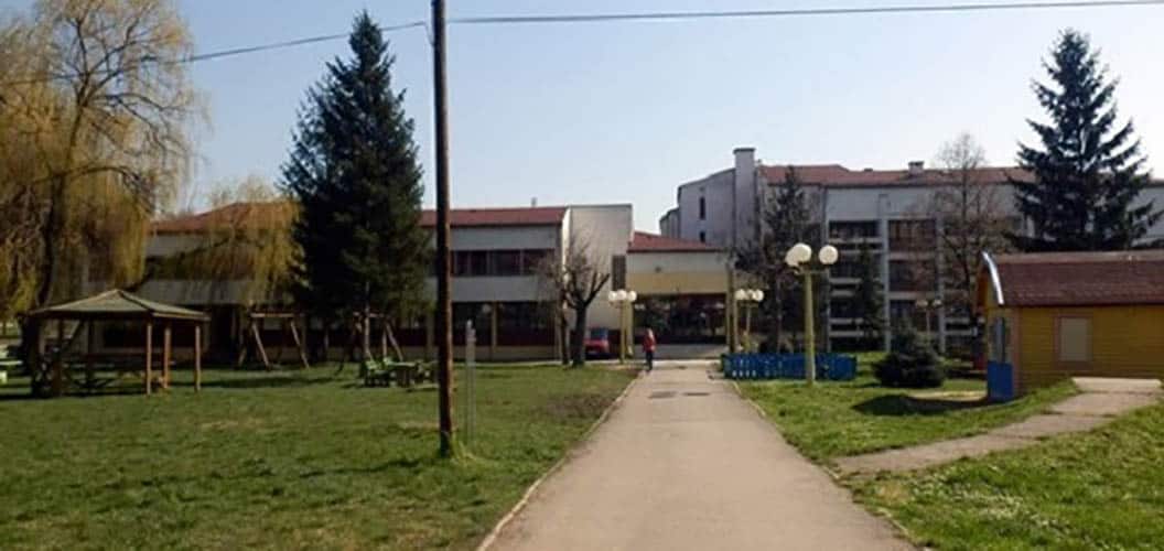 maloljetnik sticenik doma za djecu bez roditeljskog staranja u tuzli nanio povrede zaposleniku