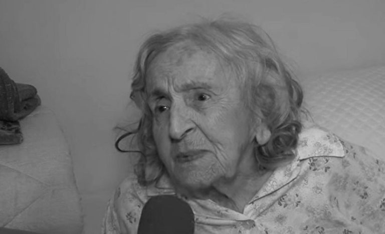 u 104 godini u tuzli preminula jedna od najstarijih gradjanki murta busuladzic dugogodisnja clanica crvenog kriza i jedna od najstarijih stanovnica bih