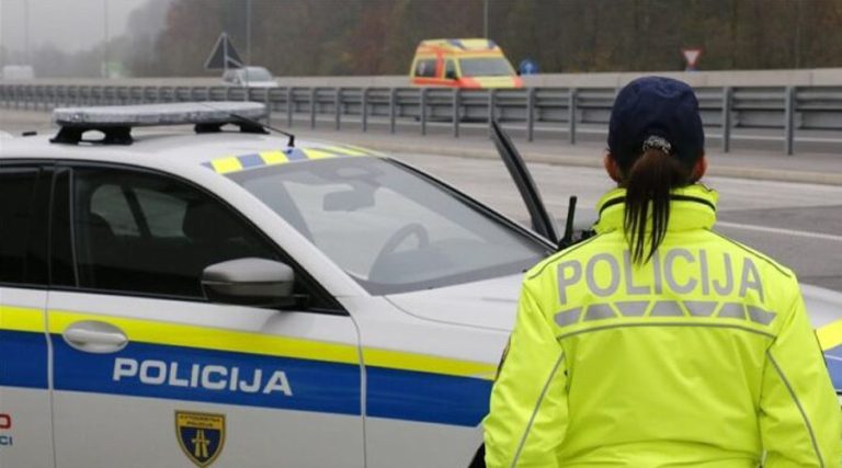 od ponoci stupila na snagu kontrola vozila na granicnim prelazima iz hrvatske u sloveniju policija ce izdvajati auta