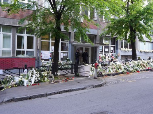 Beograd, OS Vladislav Ribnika, masakr