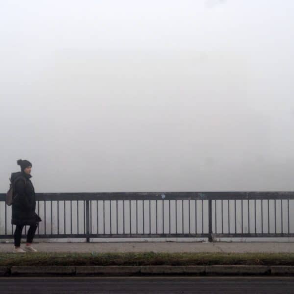 nezdrav zrak gusta magla slaba vidljivost otezan saobracaj zapadni dio grada tuzla