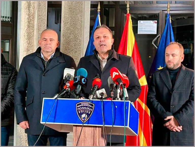 Makedonija, policija, palčo