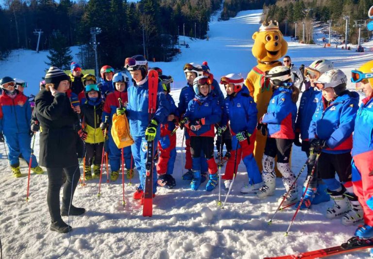 elmedina muzaferija najbolja bh skijasica danas je skijala na bjelasnici sa djecom iz 5 klubova