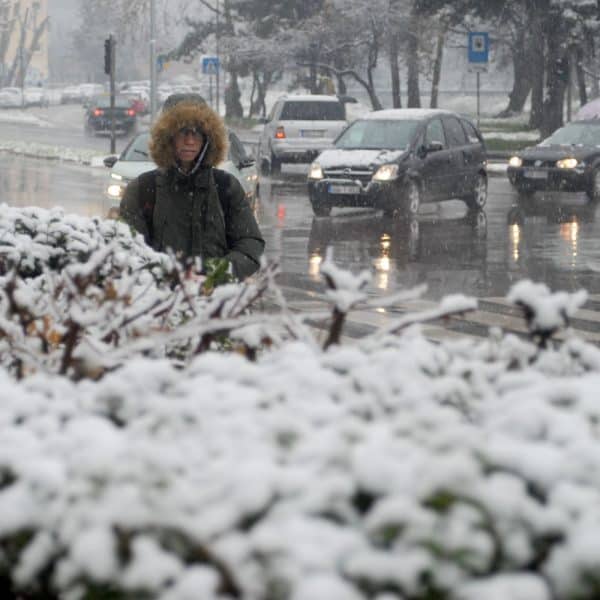 U BiH danas oblačno sa kišom i susnježicom, na planinama snijeg