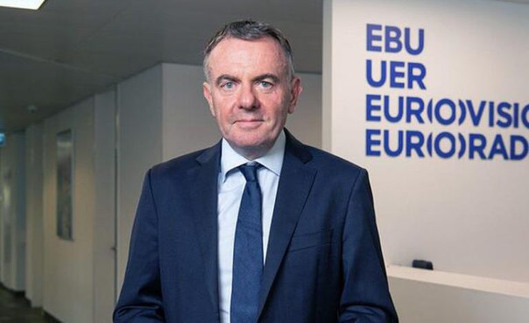 Generalni direktor Evropske radiodifuzne unije (EBU), Noel Curran poslao poruku vlastima bih da hitno rijese status bhrt-a