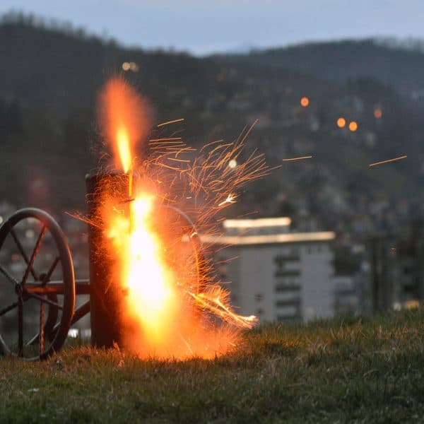 pucanj topa s kicelja obiljezio pocetak ramazana u tuzli