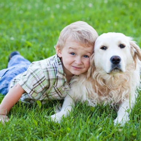 Zašto je dobro da djeca odrastaju sa psima?