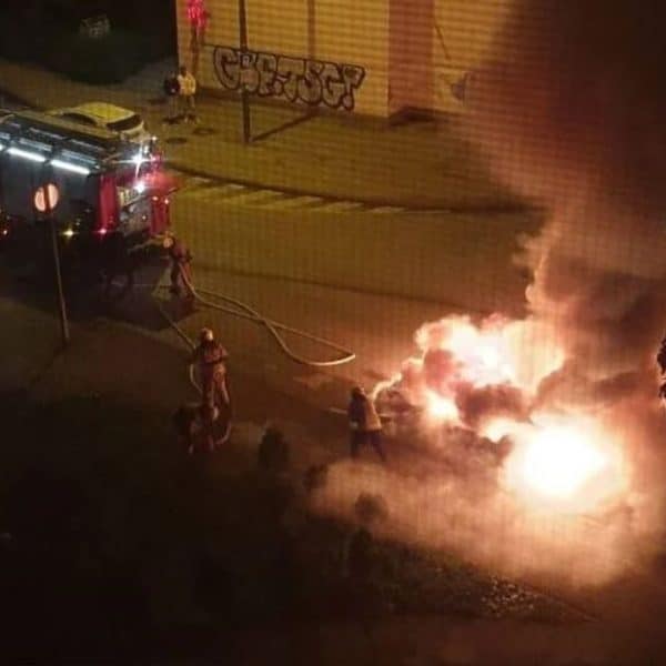 Sarajevo: Na Čengić Vili tokom noći izgorio automobil Golf 7