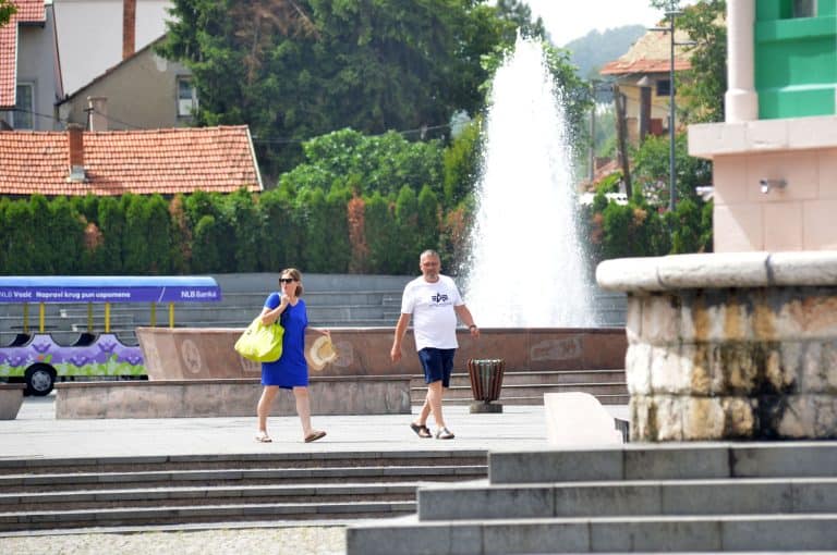 danas ce u bih preovladavati suncano i toplo vrijeme temperature ce se kretati i do 32 stepena celzijusa