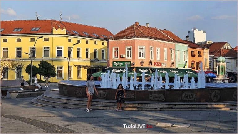 Trg slobode, Tuzla