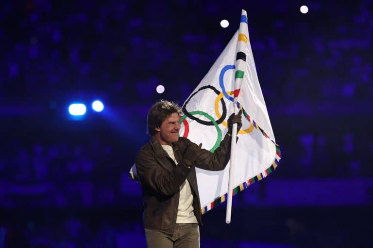 Tom Cruise, olimpijska zastava