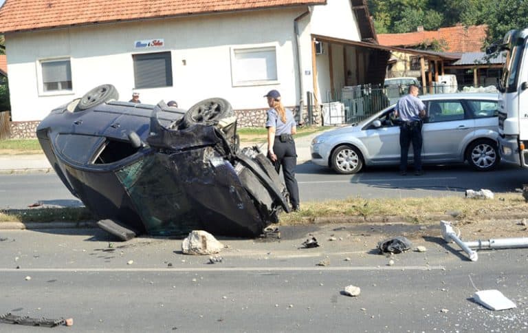 alarmanne brojke saobrtacjanih nestreca u bih svakih 12 minuta dogodi se jebna a u toku dana preko 100
