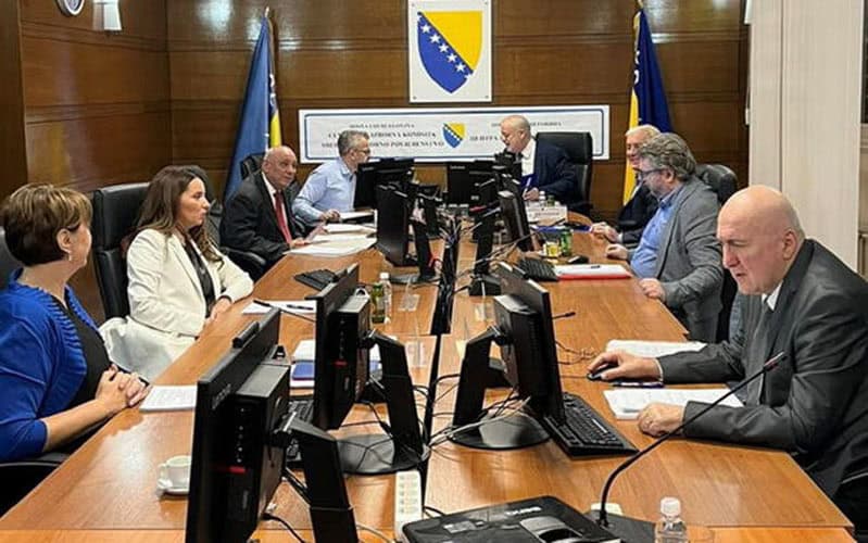 centralna izborna komisija bih izdala nove kazne politickim partijama najgore prosli snsd i hdz