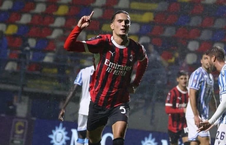 demirel hodzic porijeklom iz bih pruza odlicne nastupe za ac milan futuro