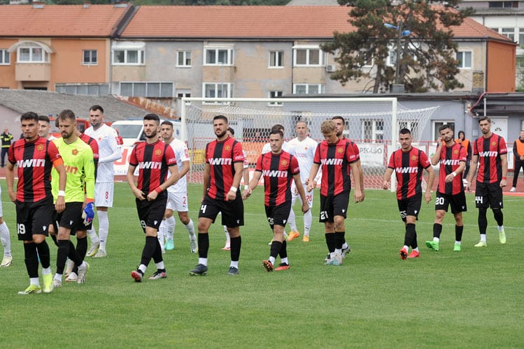 danas na programu dvije utakmice 9 kola premijer lige bih fk sloboda docekuje fk sloga a derbi u mostaru fk velez - hsk zrinjski