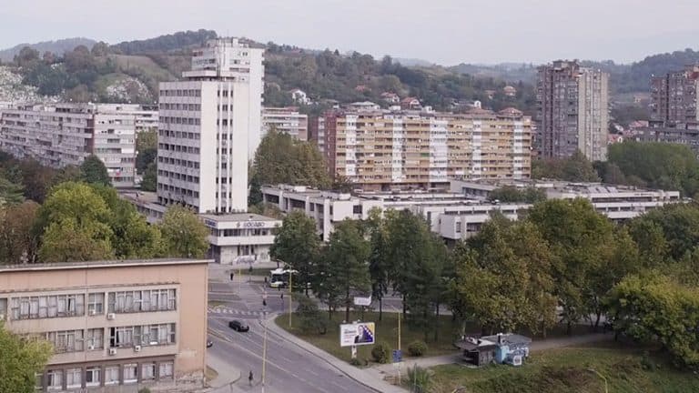 polovinom oktobra zapocet ce radovi na izgradnji kruznog toka u tuzlanskom naselju slatina na raskrsnici kod zgrade sodaso