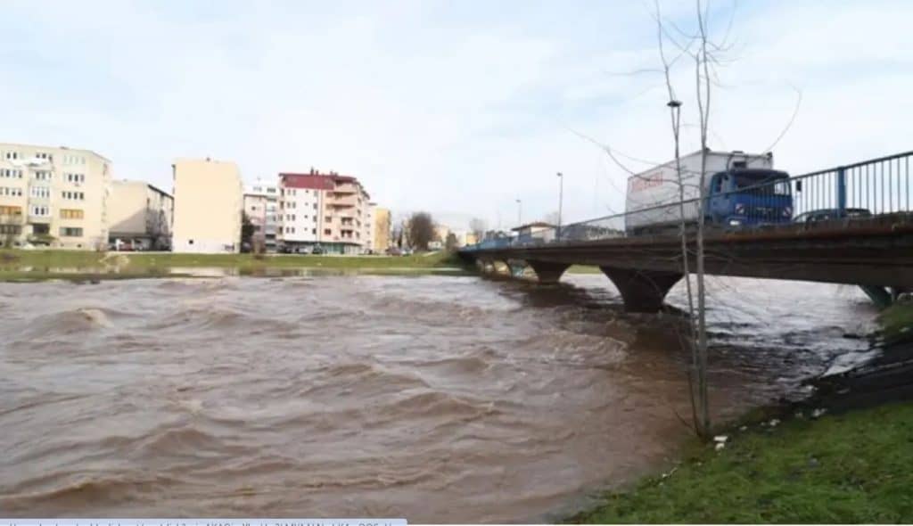 na ilidzi iz rijeke zeljeznice izvuceno bezivotno tijelo starije zene