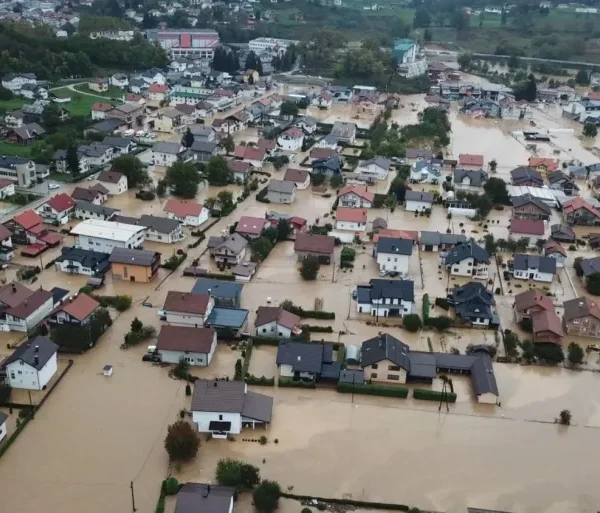 gradjani bih za 36 sati prikupili skoro 2 miliona maraka za pomoc stradalim u poplavama