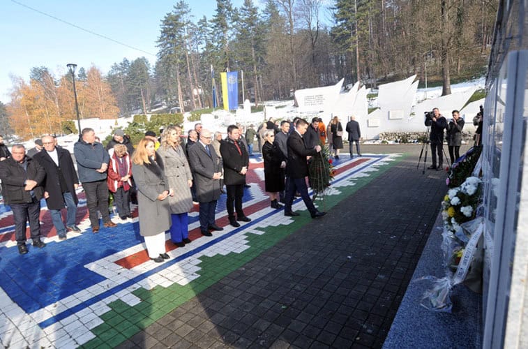 vlada i skupstina tk obiljezili dan drzavnosti bih