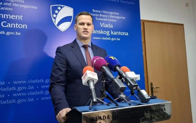 irfan halilagic premijer vlade tk obratio se danas na press konferenciji povodom rebalansa budzeta i nerealizacije transfera vlade fbih prema tk