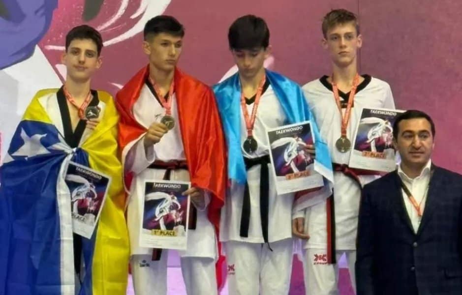 malik samic osvojio je srebrenu a anamarija milicevic bronzanu medalju na evropskom prvenstvu u taekwondou u tirani