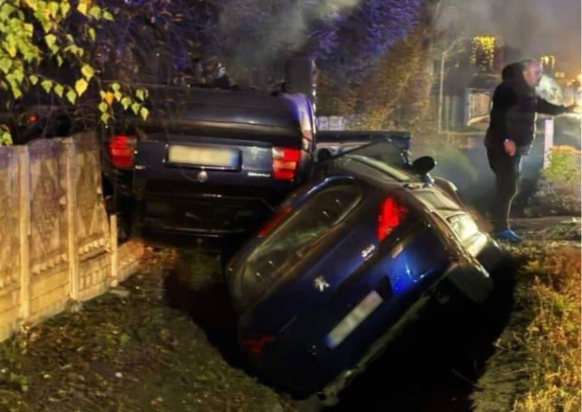 u teskoj saobracajnoj nesreci koja se dogodila na putu zivinice - kalesija u mjestu dubrave povrijedjeno vise osoba