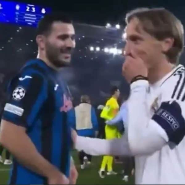 nakon utakmice lige prvaka porazgovarali kolasinac i modric