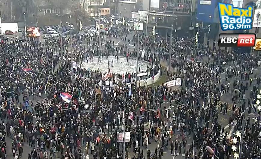 veliki protest studenata u beogradu blokirali sve ulice u centru grada